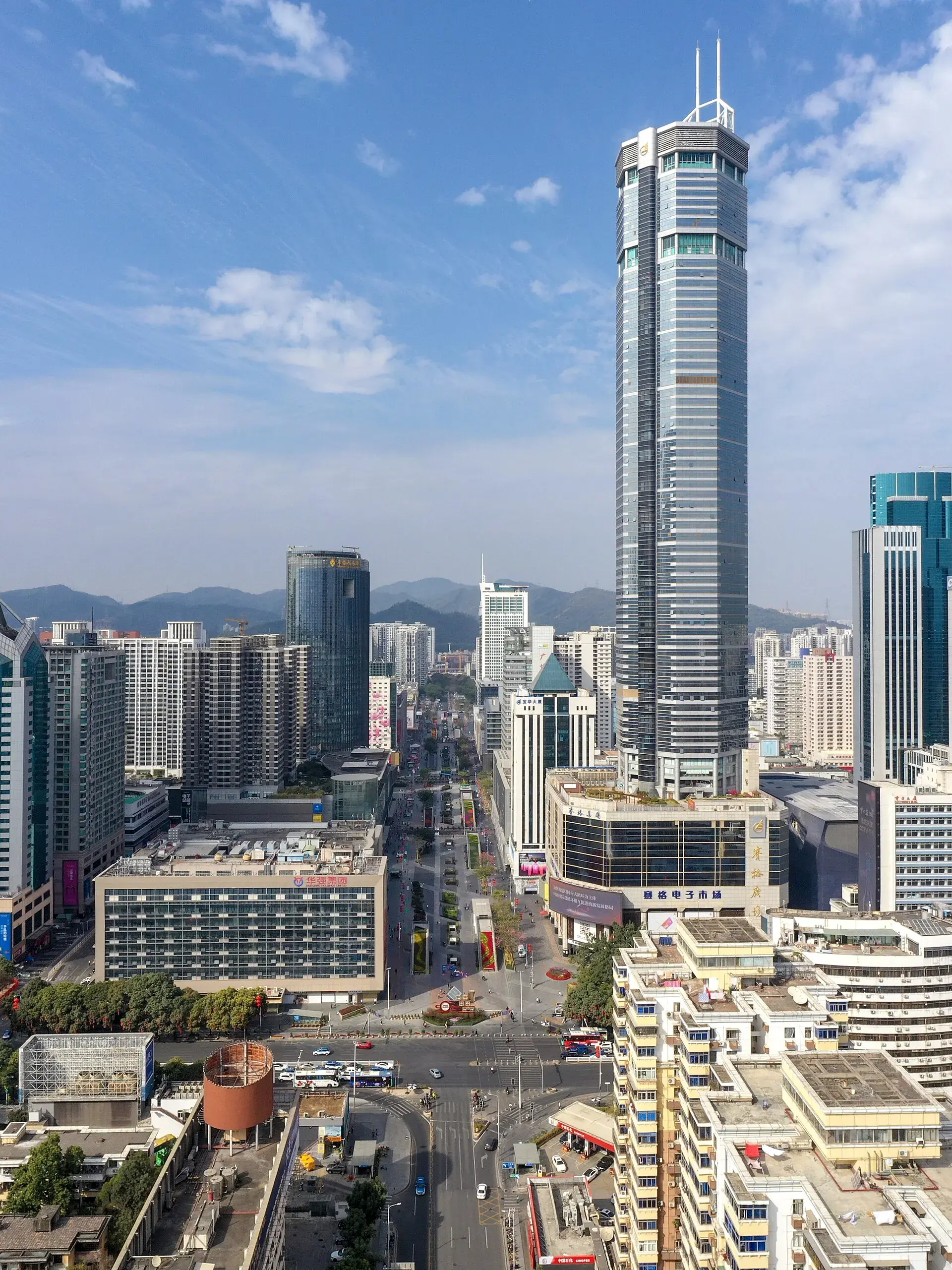 Shenzhen from above, towers over the older street grid