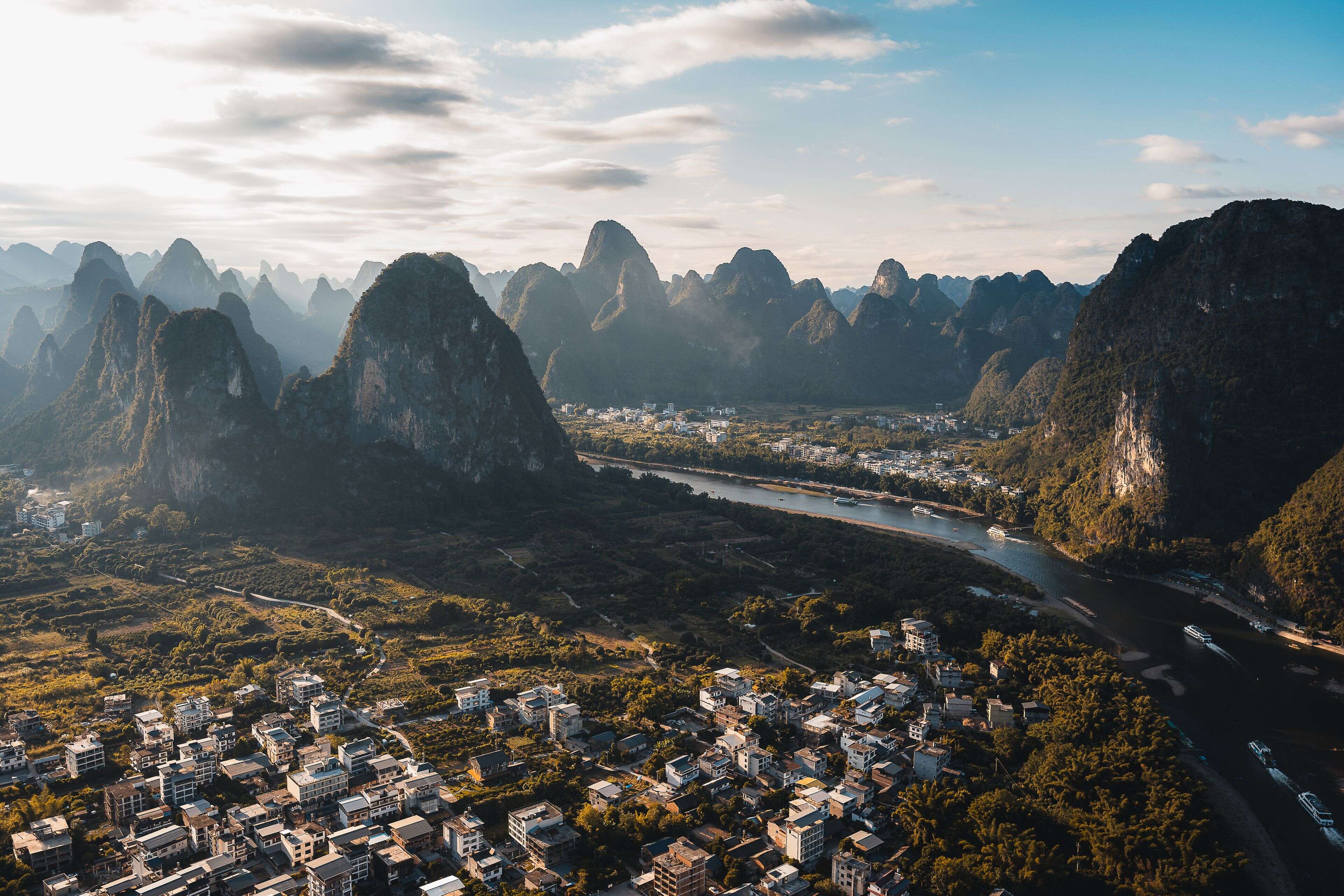 遇龍河谷, 自然