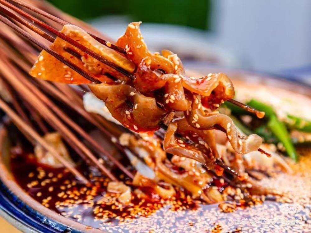 Bo bo ji: cold skewers lifted from red-oil broth