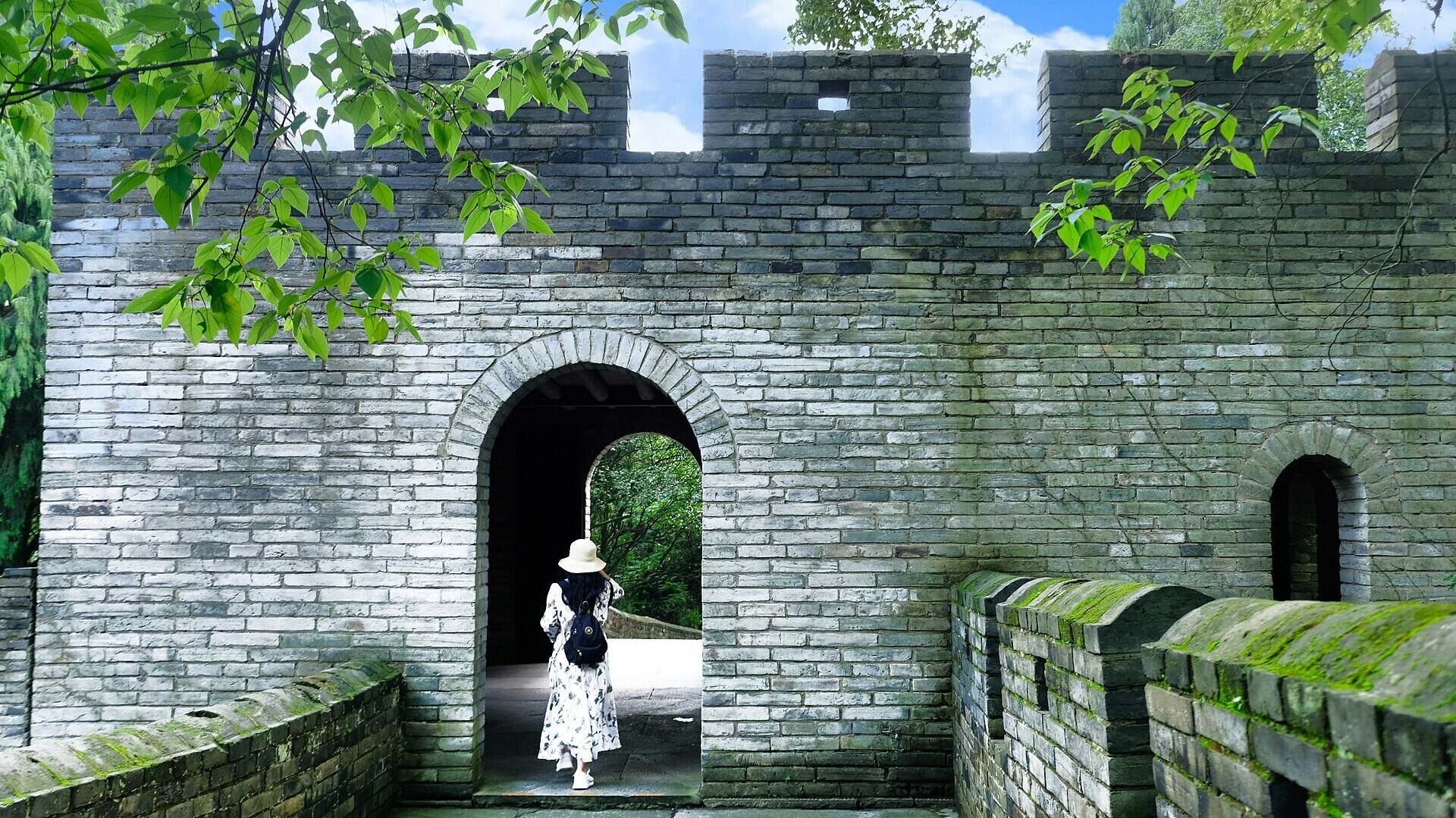 A gate in the Taizhou Prefecture Wall