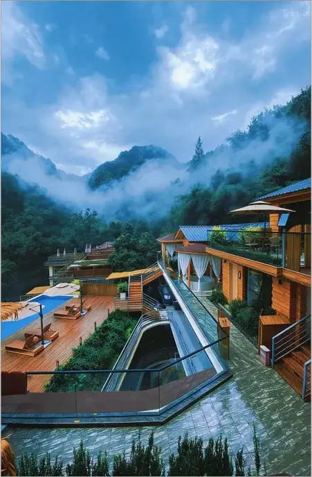 Moonlit Nooks Waldhütten, Berg Qingcheng