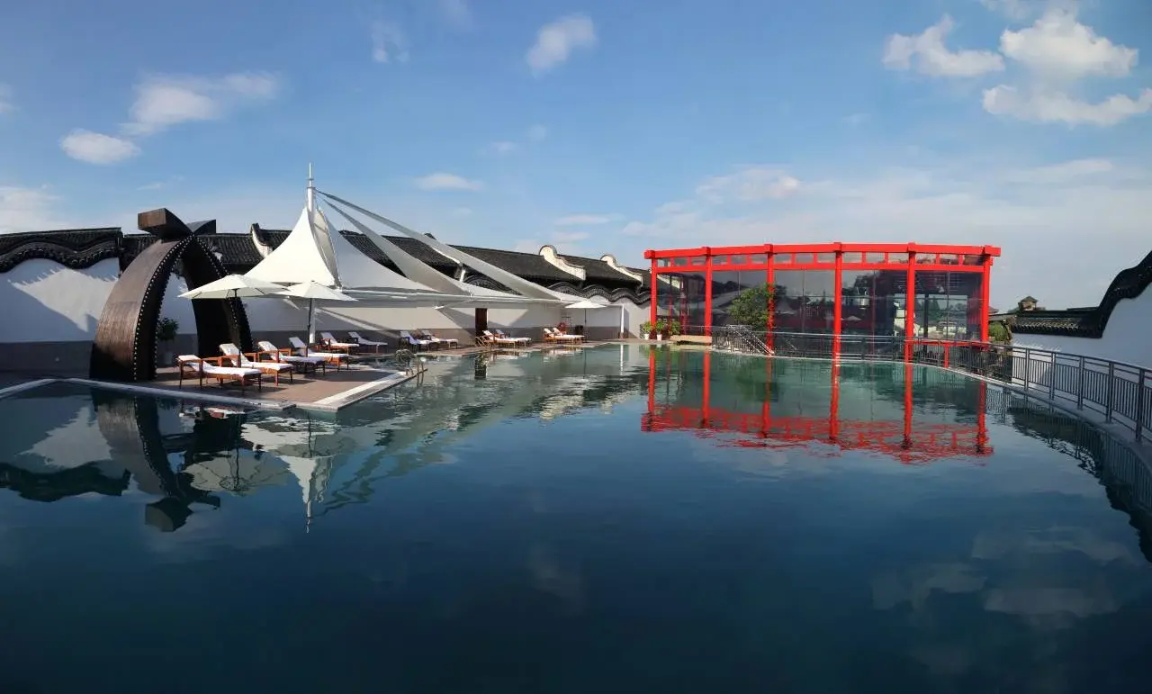 Wuzhen Waterfront Resort Hotel